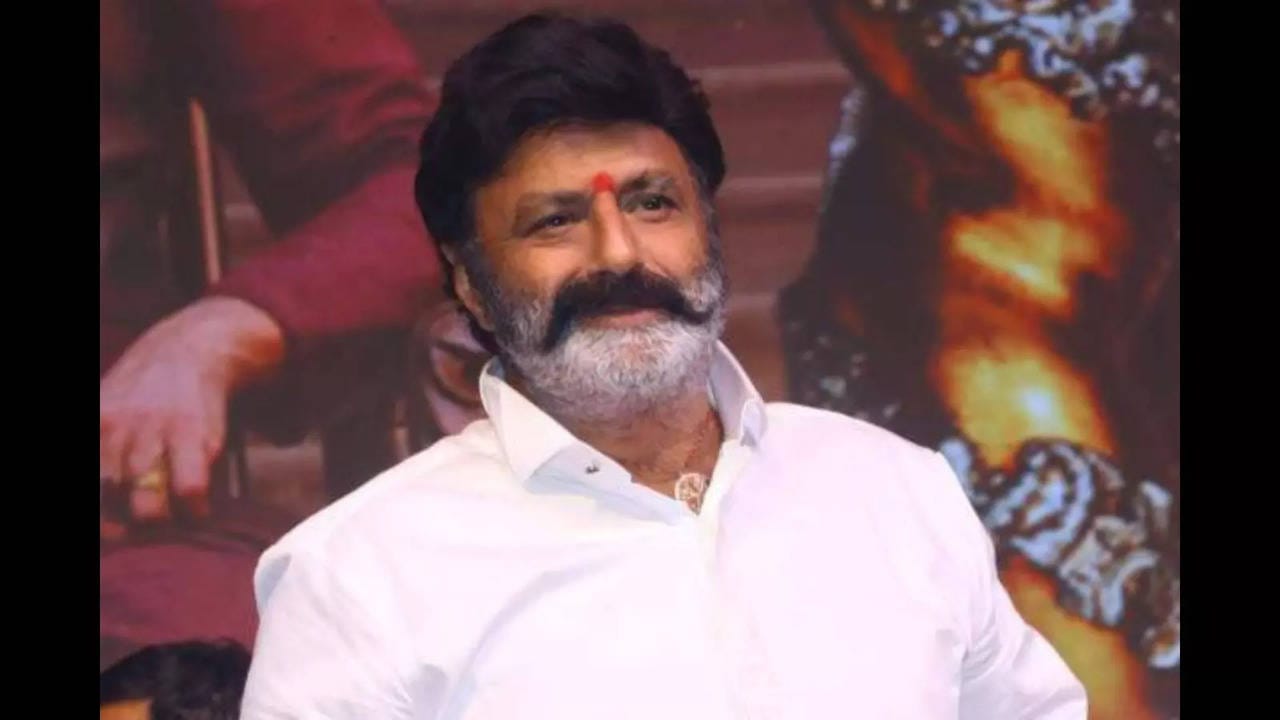 I'm a legend, I'm a legend! Nandamuri Balakrishna who trolled Mohan Babu and Chiranjeevi..